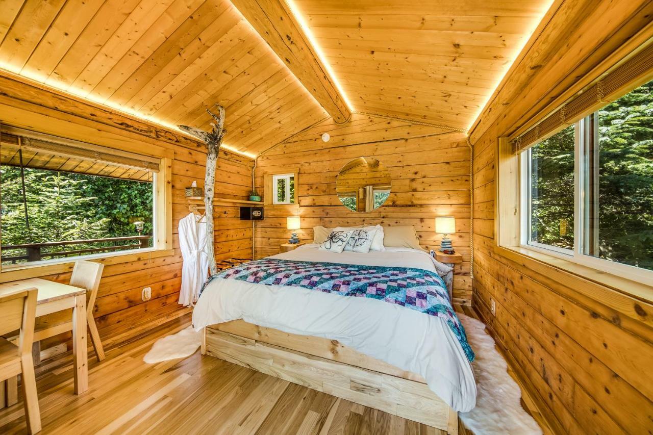 Stillpoint Lodge - All-Inclusive Halibut Cove المظهر الخارجي الصورة