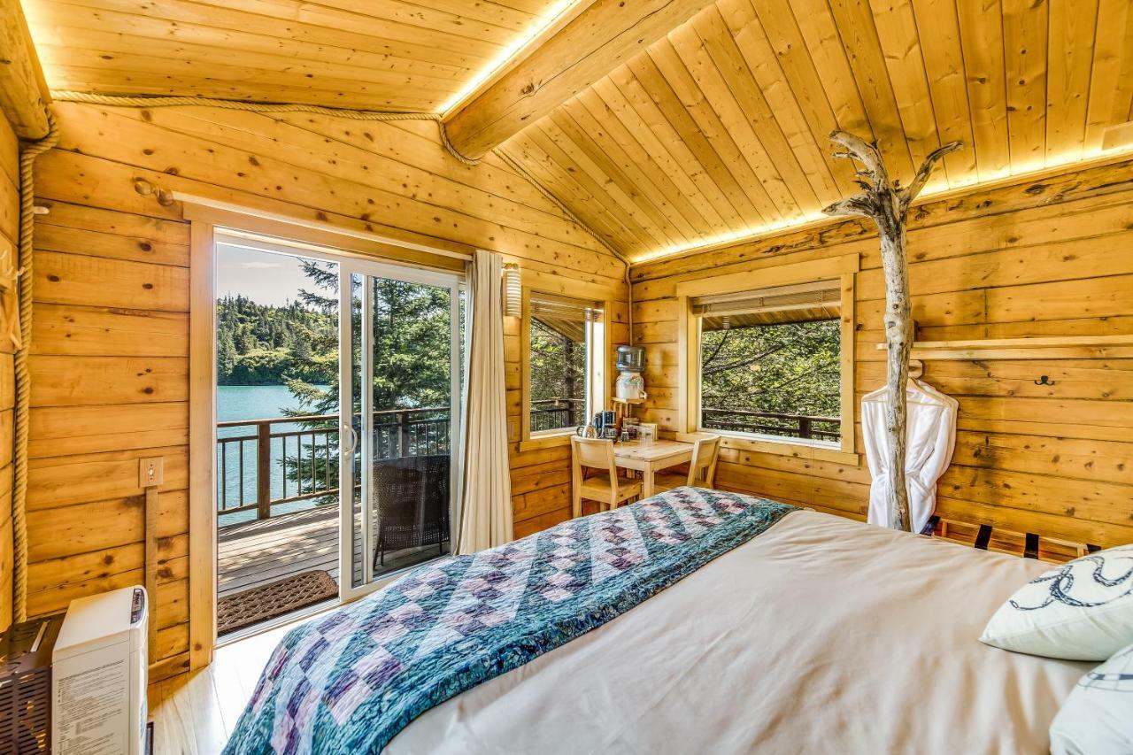 Stillpoint Lodge - All-Inclusive Halibut Cove المظهر الخارجي الصورة