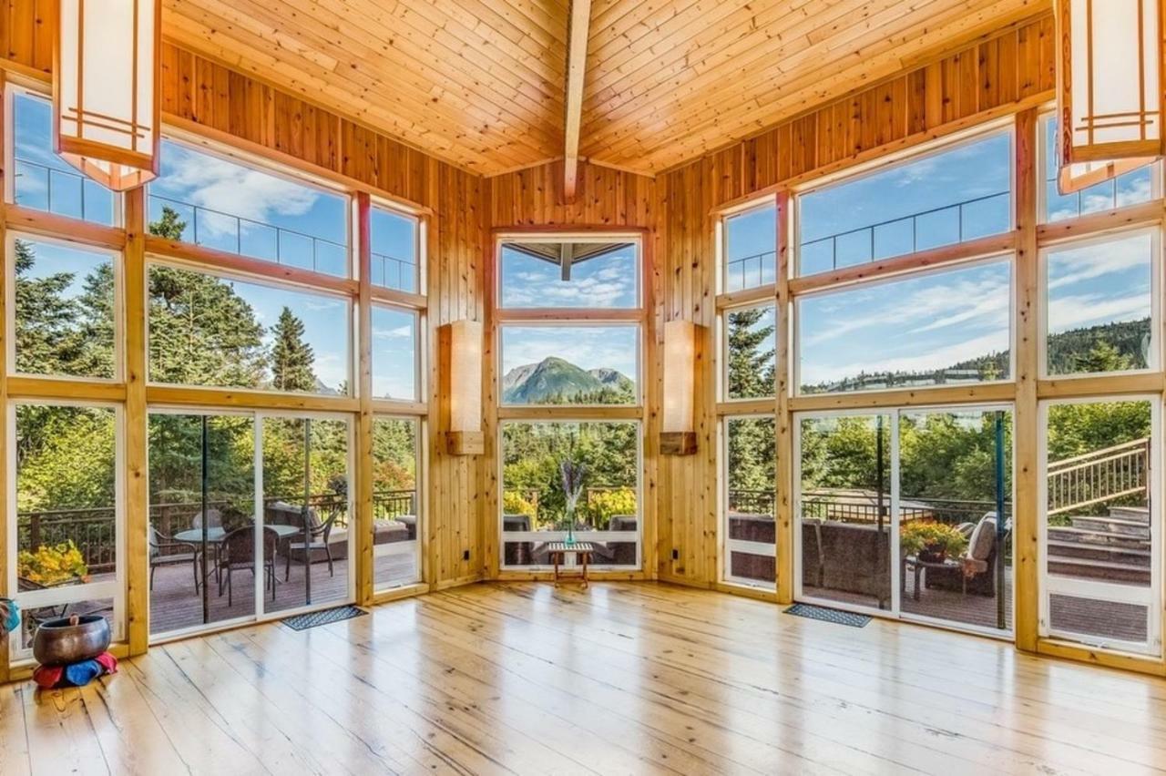 Stillpoint Lodge - All-Inclusive Halibut Cove المظهر الخارجي الصورة