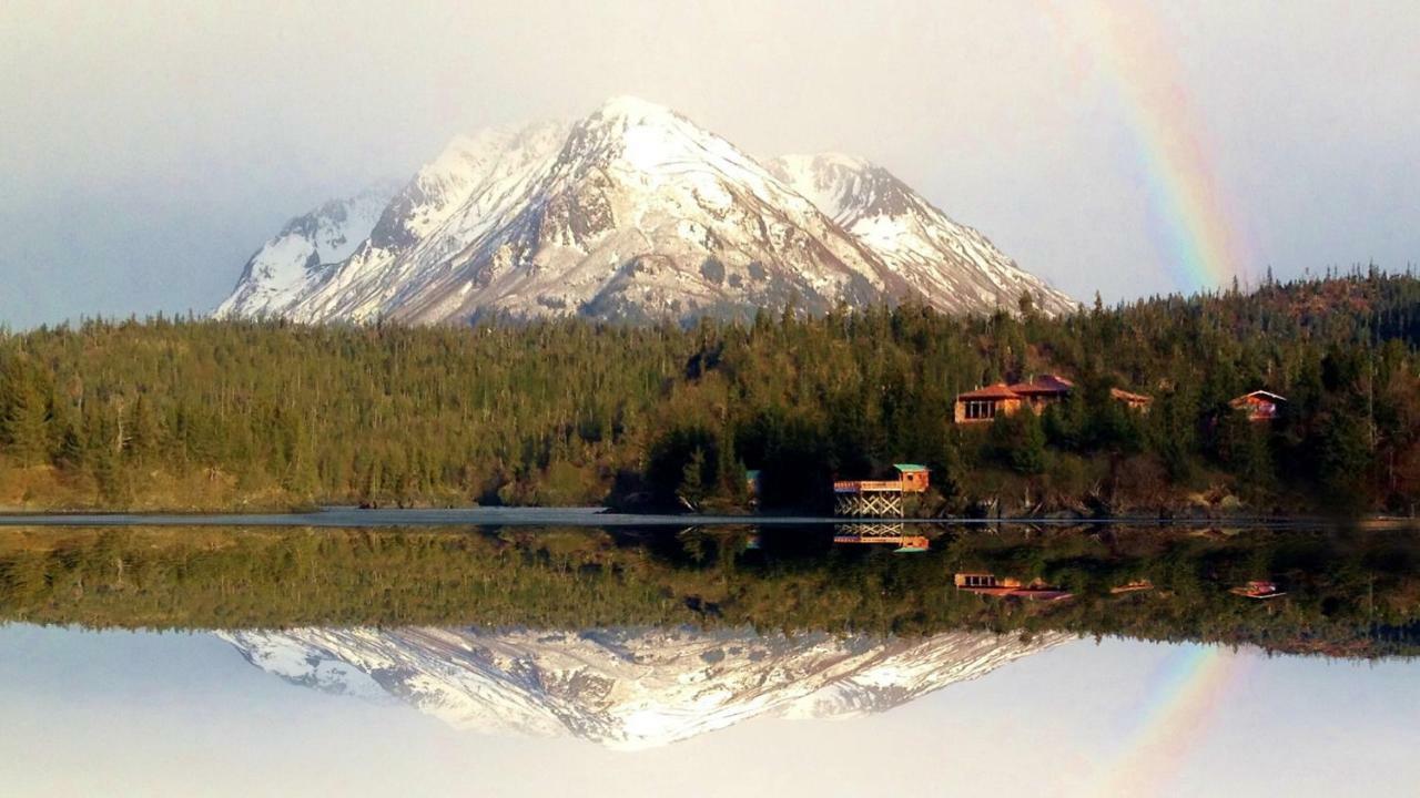 Stillpoint Lodge - All-Inclusive Halibut Cove المظهر الخارجي الصورة