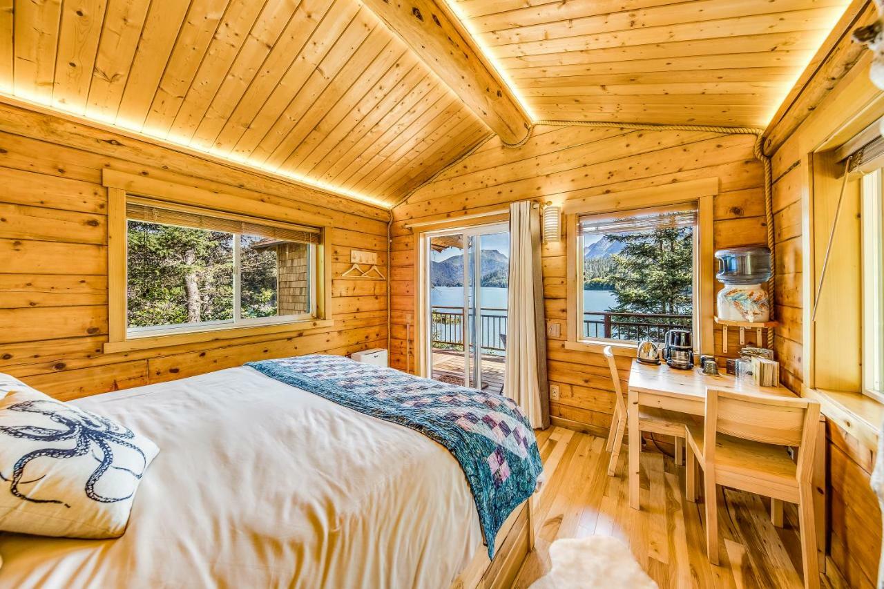 Stillpoint Lodge - All-Inclusive Halibut Cove المظهر الخارجي الصورة