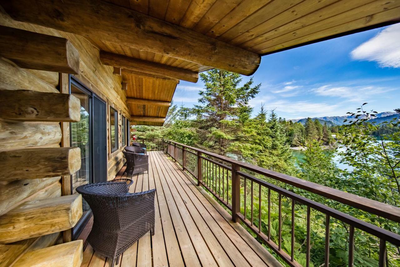 Stillpoint Lodge - All-Inclusive Halibut Cove المظهر الخارجي الصورة